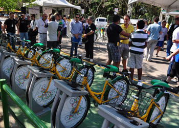 Campinas inaugura serviço de transporte público por bicicleta inédito no país
