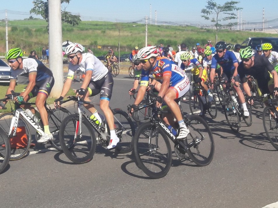 Emdec realiza operação especial de trânsito para a Prova Tiradentes de Ciclismo