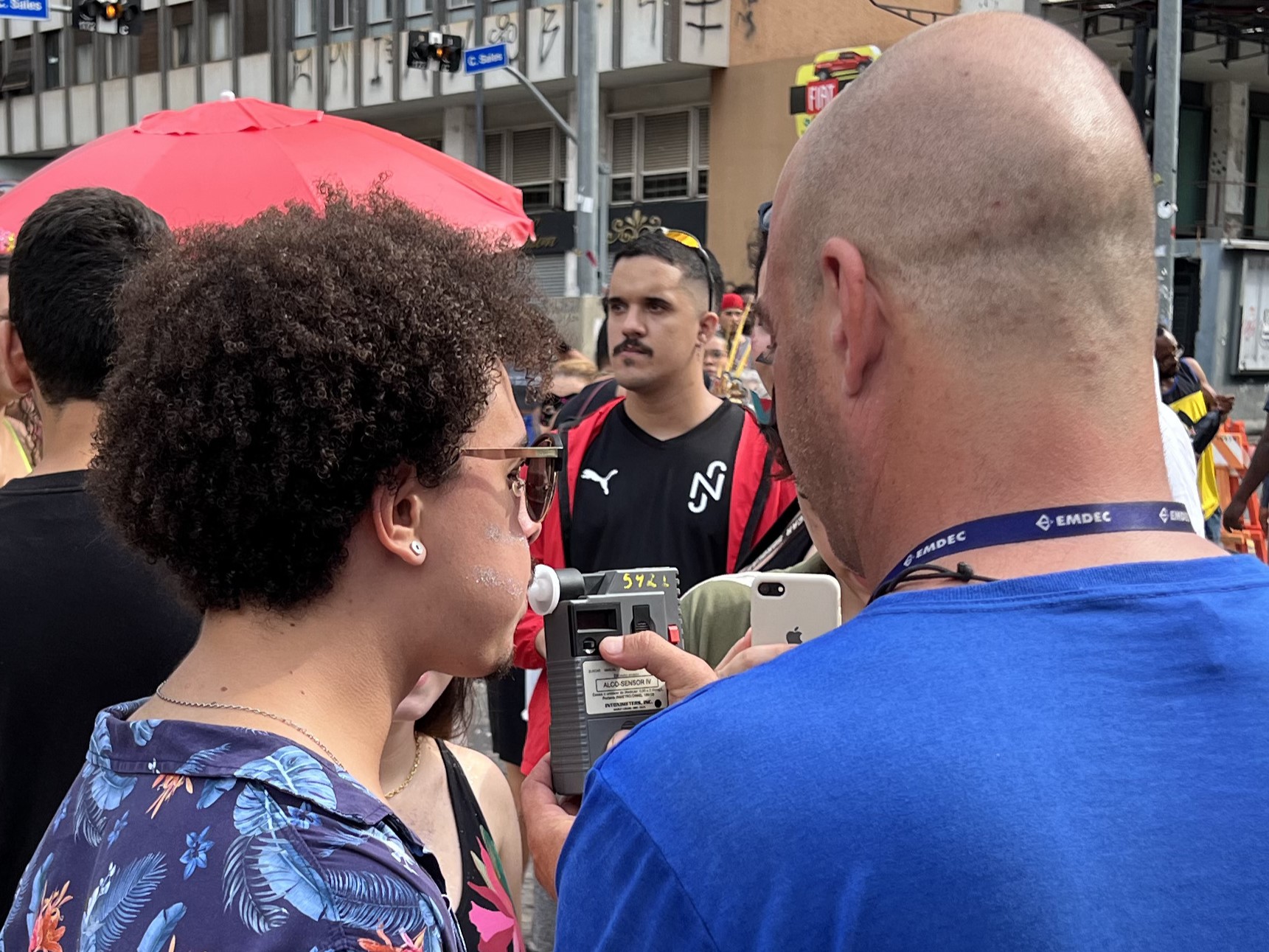 Beber e dirigir pode matar: blitze educativas serão levadas a bares