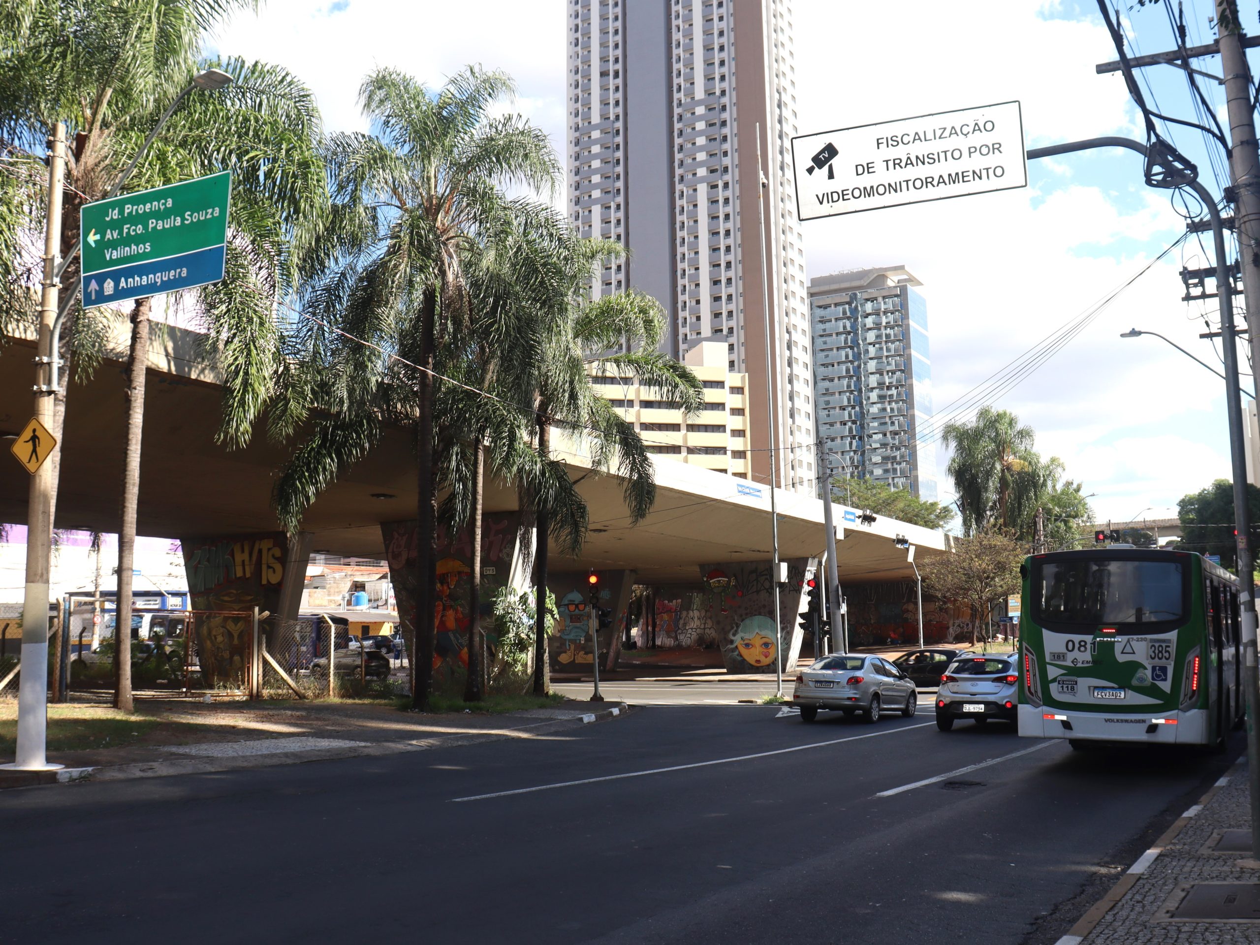Cruzamentos da Senador Saraiva e Glicério terão fiscalização remota, a partir desta quinta (22/05)