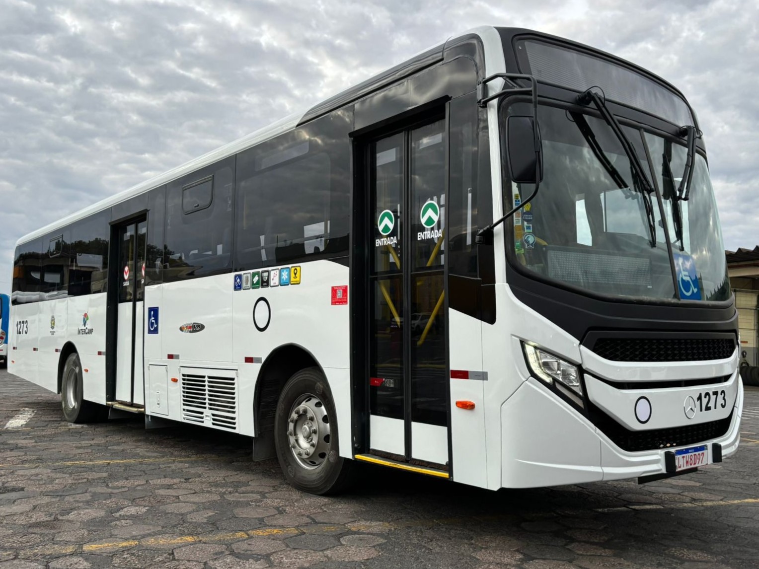 Mais 10 novos ônibus circulam em linhas do Campo Belo e Ouro Verde