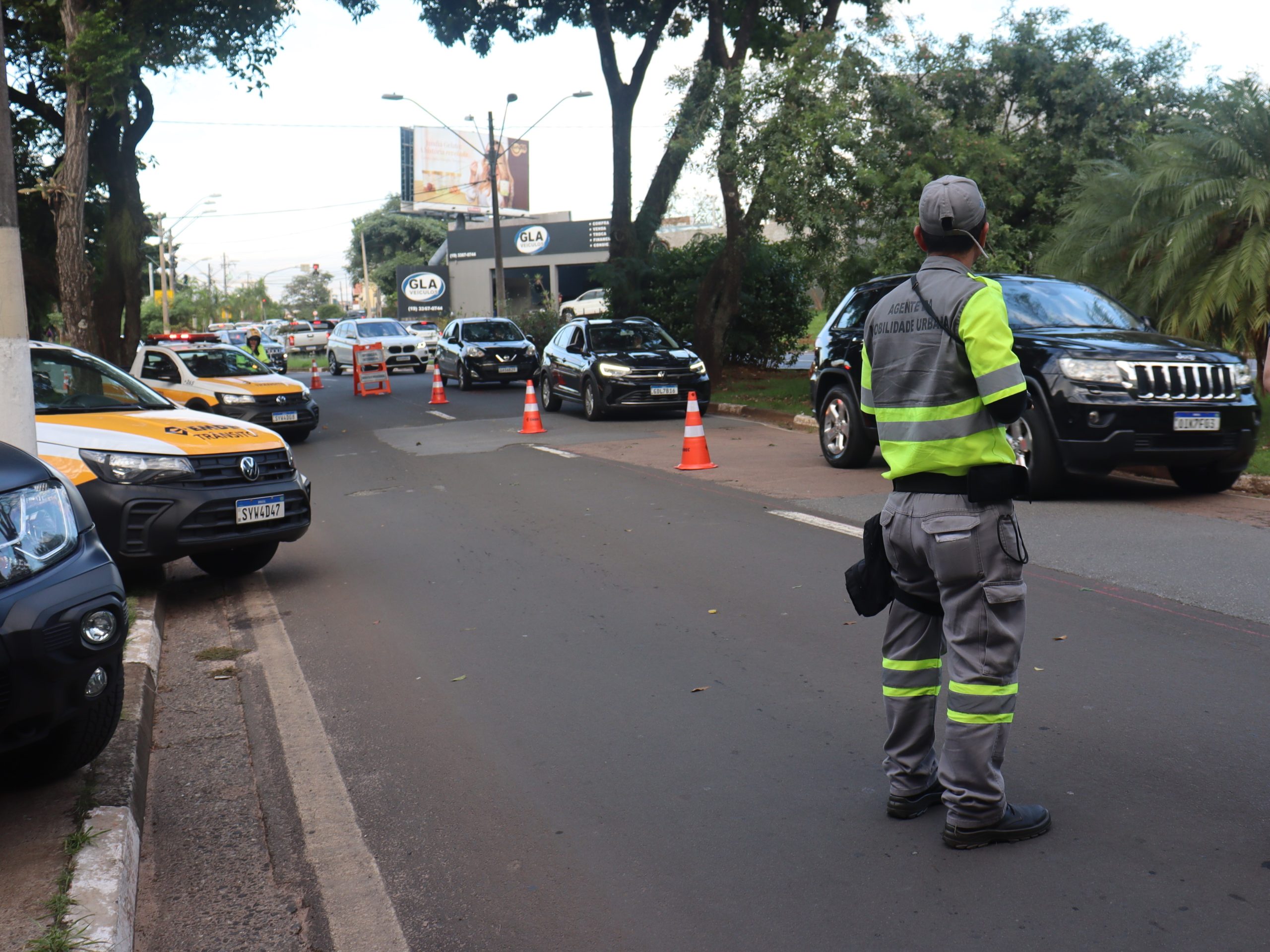 Trânsito seguro: 36 blitze identificam mais de 1 mil condutas de risco em outubro