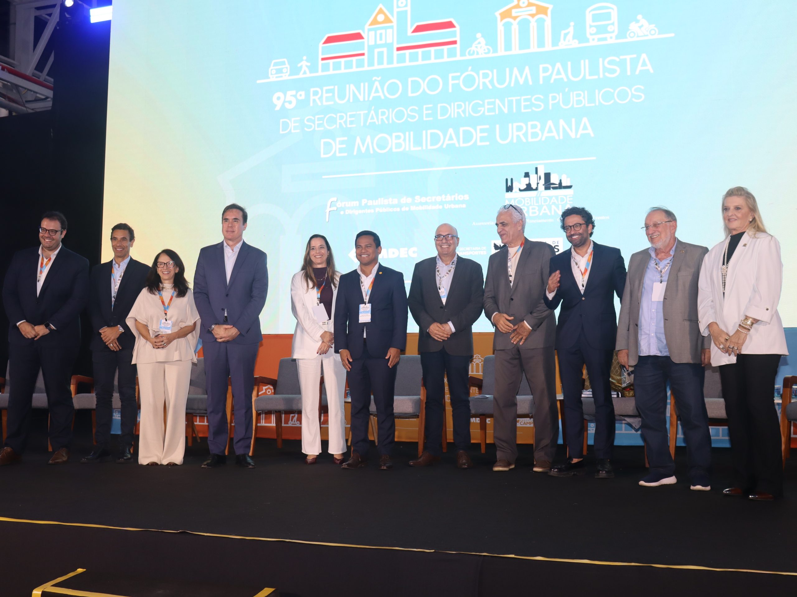 Fórum Paulista de Mobilidade: criação de grupo de trabalho e homenagem encerram 1º dia