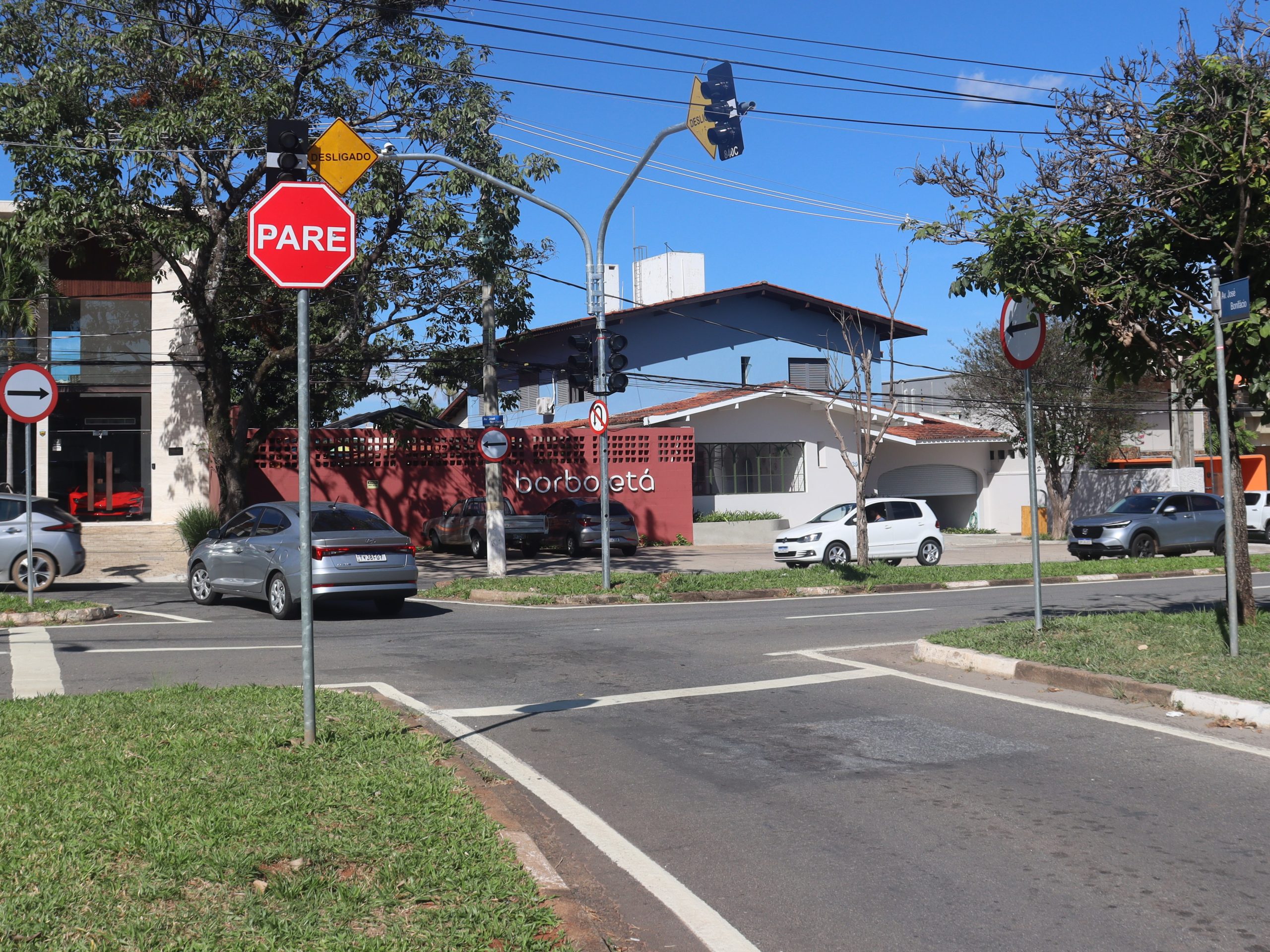 Emdec ativa semáforos ‘inteligentes’ na José Bonifácio x Rotary