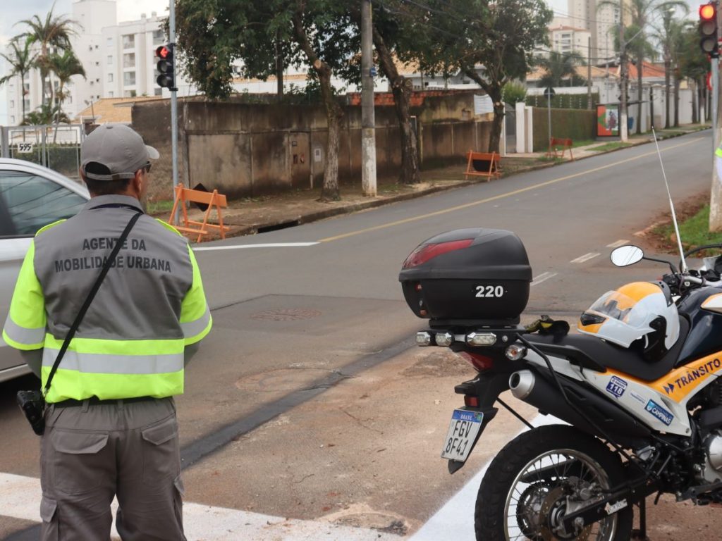 agente_emdec_bloqueio