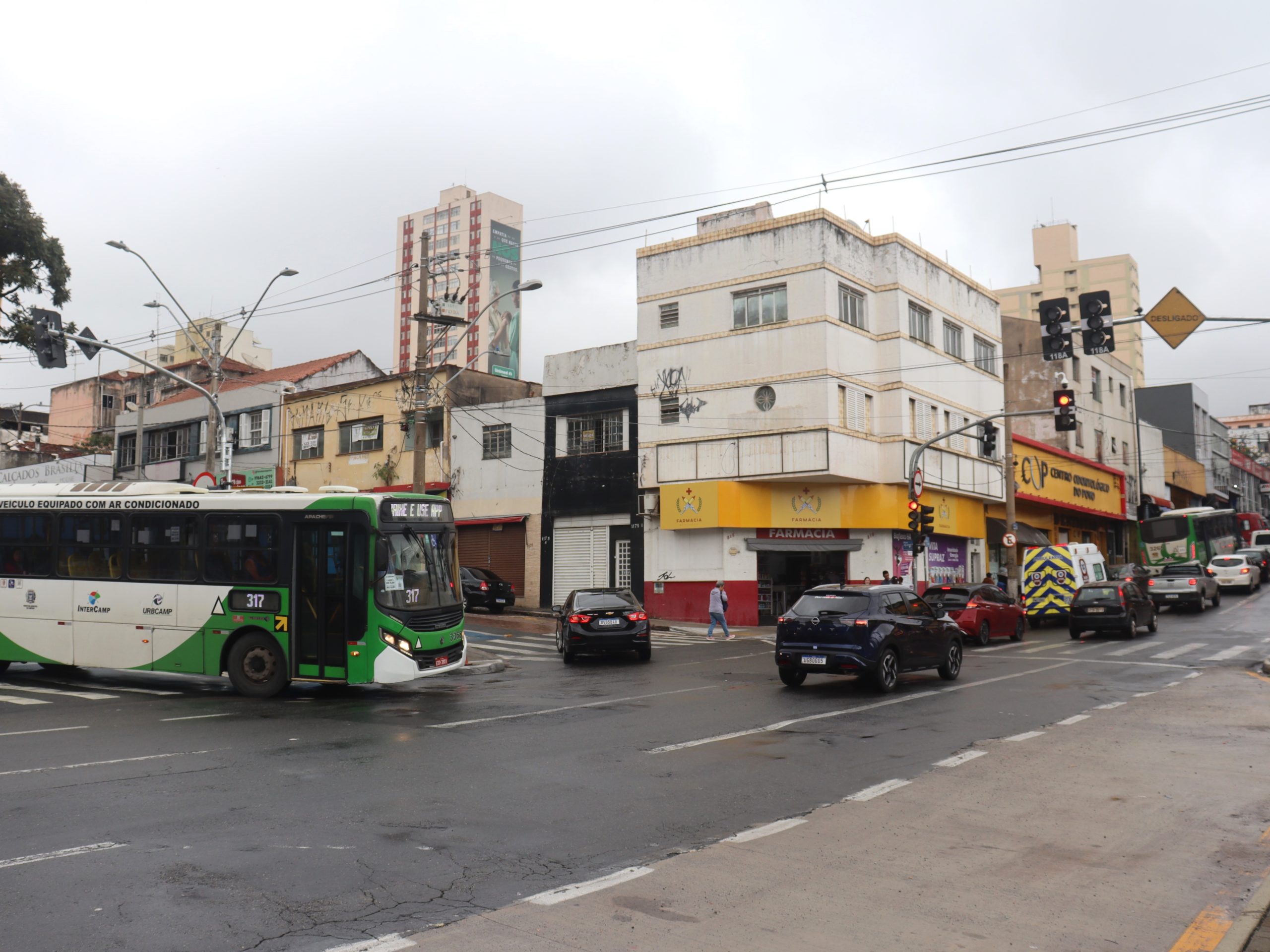 Semaforo Benjamin x Terminal Mercado (3)