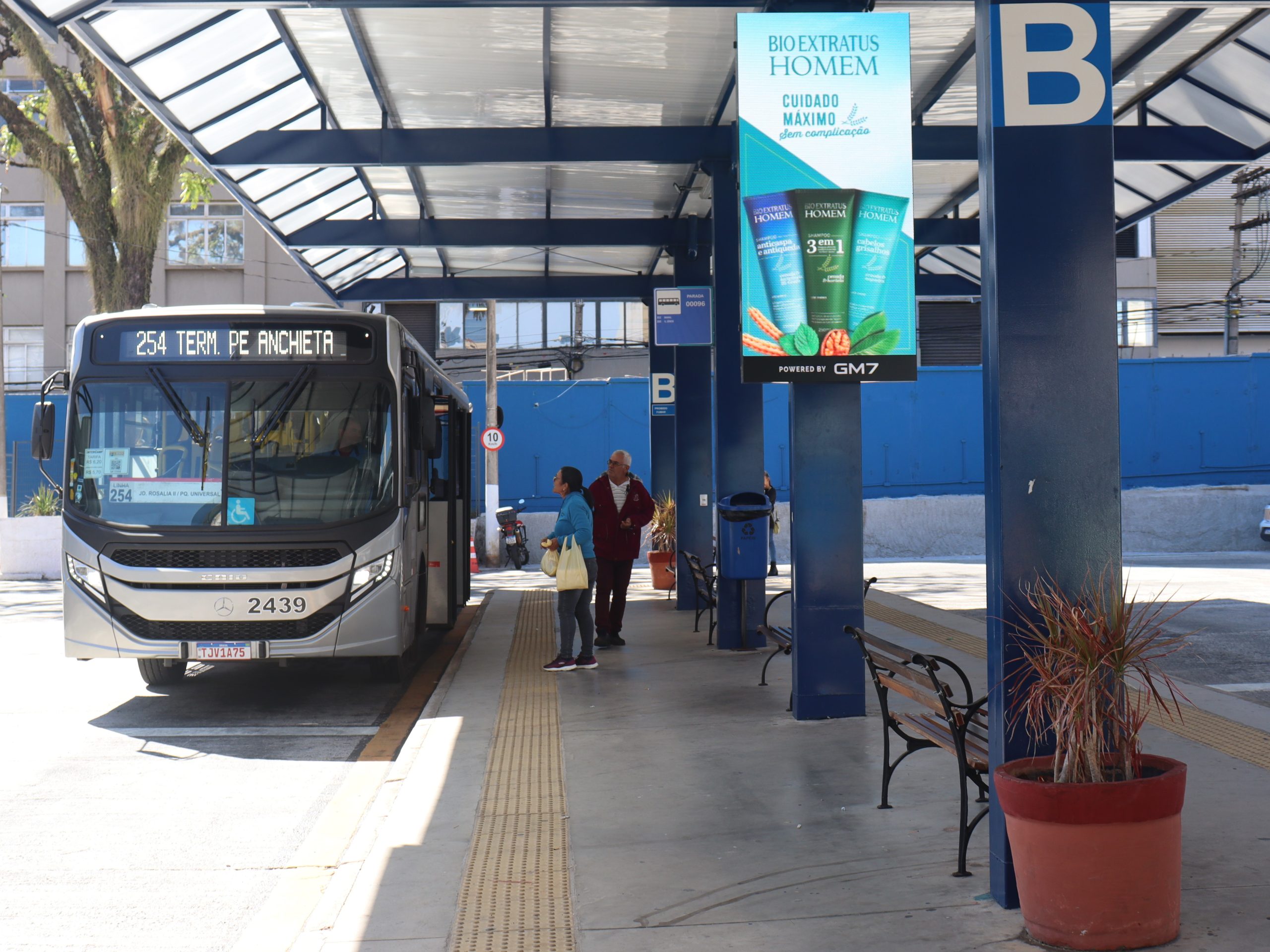 Linha 254 transporta cerca de 800 passageiros em dias úteis