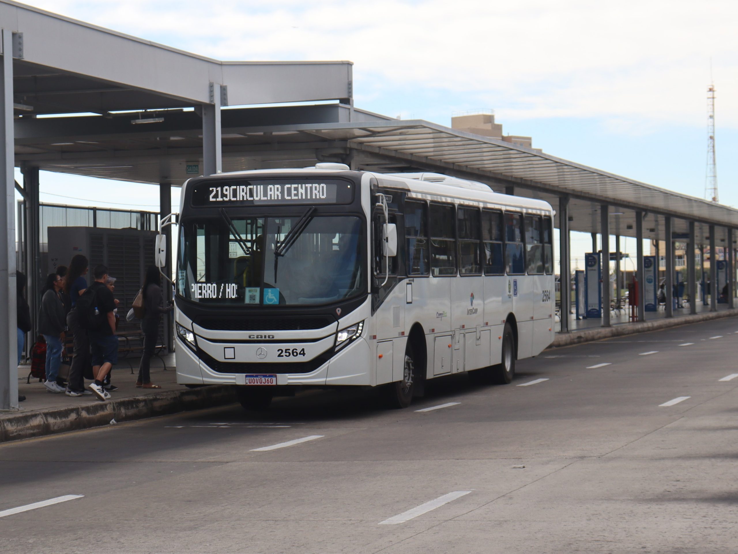 Frota renovada: 52 novos ônibus já circulam; serão 137 no total