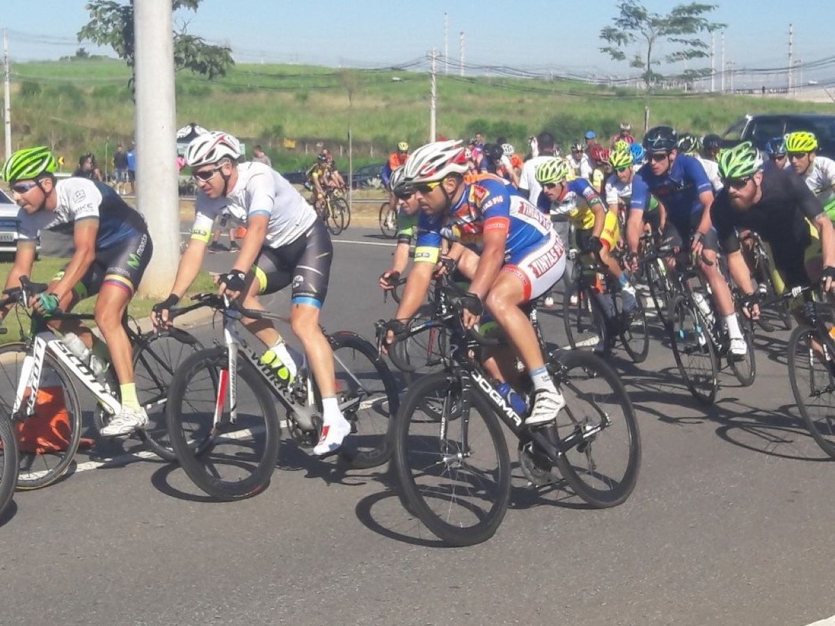 Emdec realiza operação especial de trânsito para o 10º GP de Ciclismo na Norte-Sul
