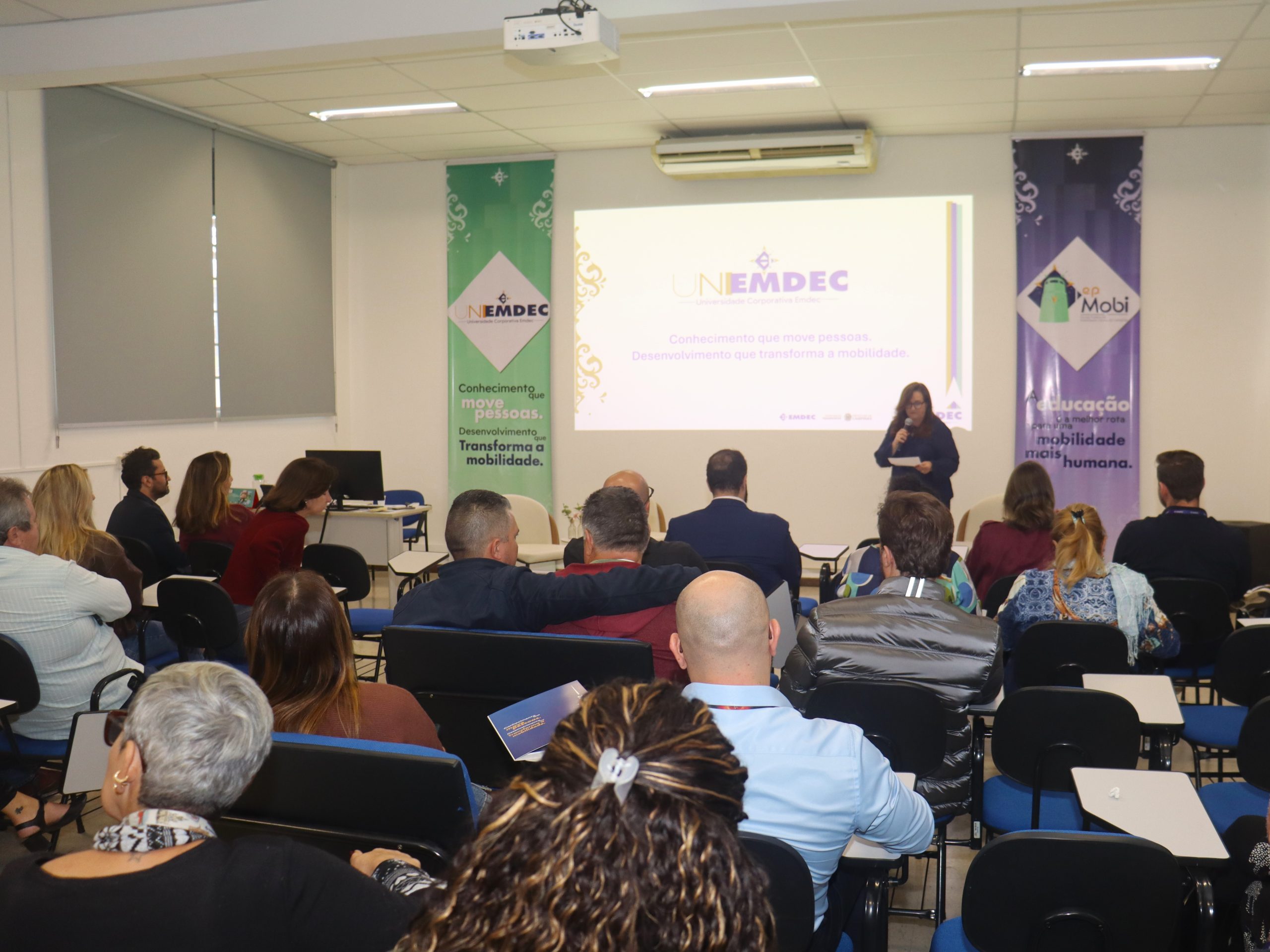 A UniEmdec vai estimular a troca de conhecimento entre as equipes da empresa